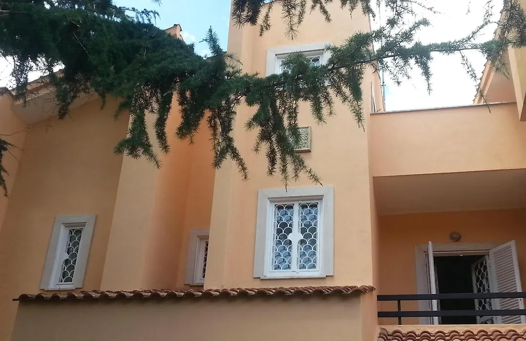 Villa Axa-1